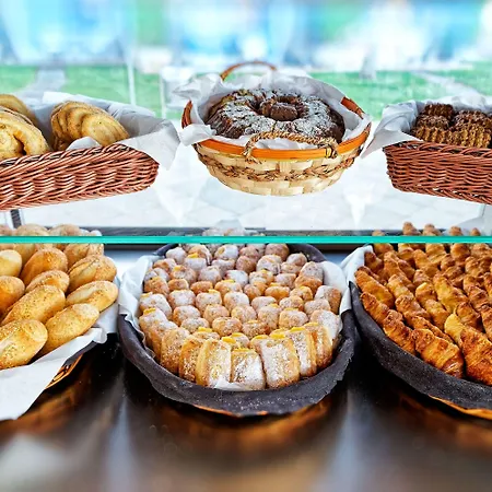 Bull Vital & Boutique - Only Adults Hotell 4*